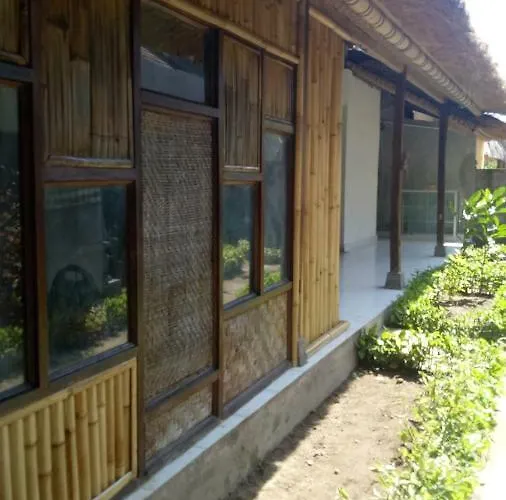 Kayun And Dive Center Hostel