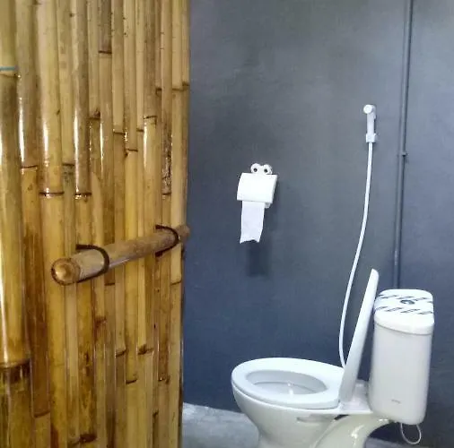 Kayun And Dive Center Hostel *