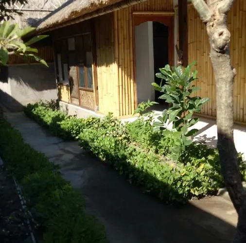 Kayun And Dive Center Hostel