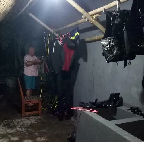Hostel Kayun And Dive Center