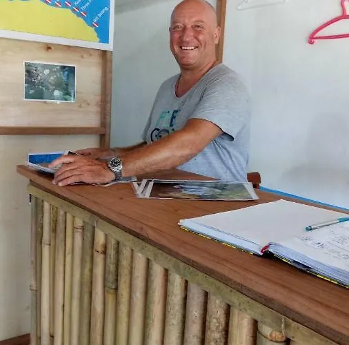 Hostel Kayun And Dive Center