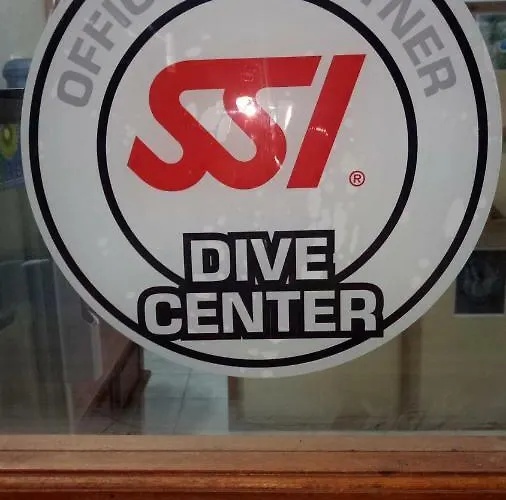 Kayun And Dive Center Hostel