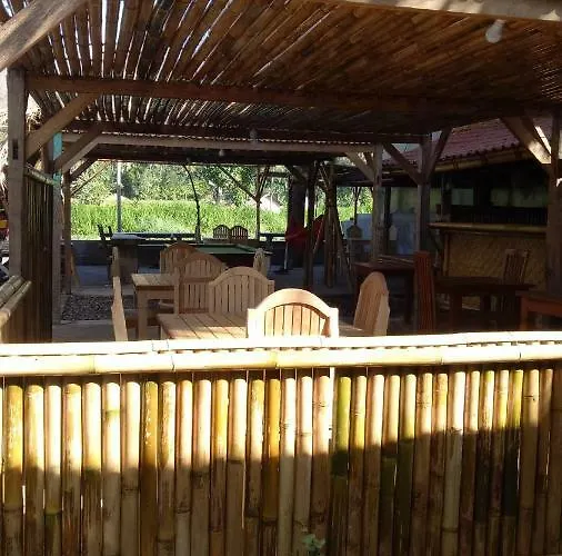 Hostel Kayun And Dive Center Amed (Bali)