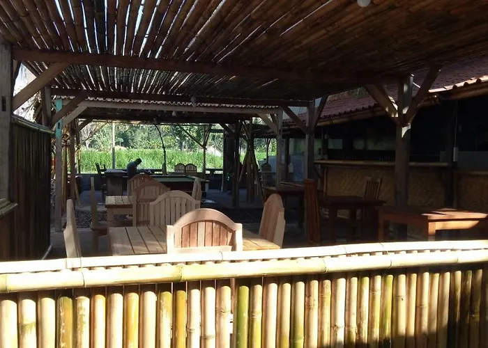 Kayun And Dive Center Hostel