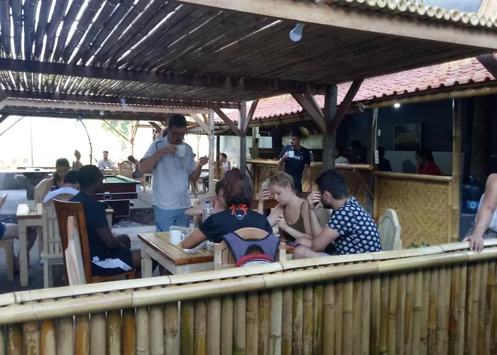 Kayun And Dive Center Hostel