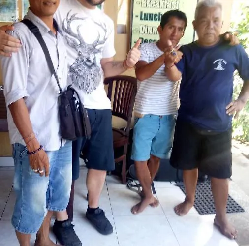 Hostel Kayun And Dive Center Amed (Bali)