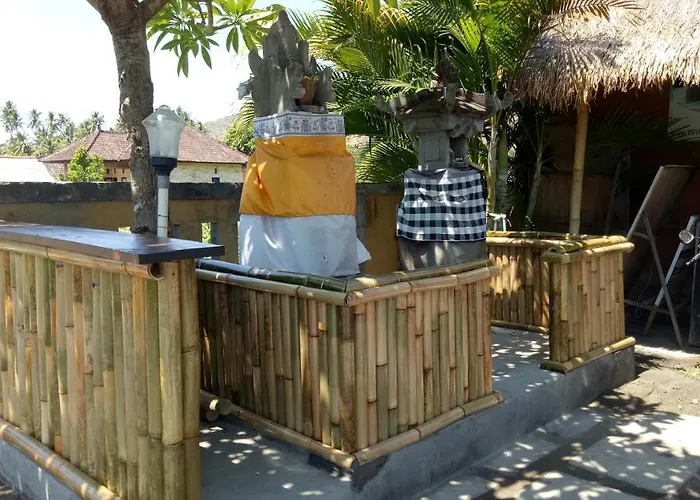 Kayun And Dive Center Hostel